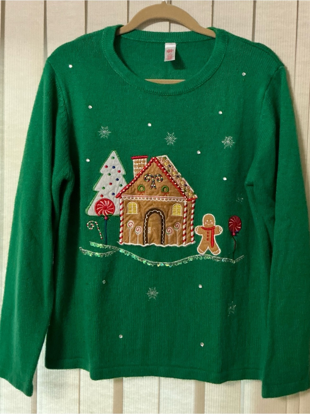 Holiday Time Women’s  Green Gingerbread House Sweater Large
